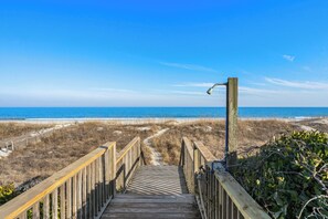On the beach - Marlin View: Oceanfront w/ Pool, Walk to Dining (Garden City)