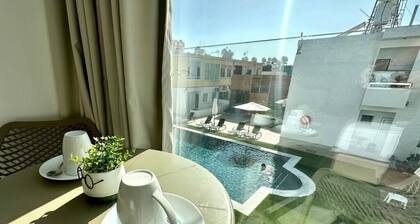 Sun Plaza Suites - Adults Only