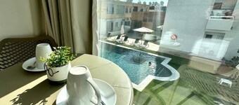 Sun Plaza Suites - Adults Only
