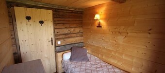 Chalet, ski-in/ski-out & foot of the slopes, sauna, fireplace or stove, tv, 160m², Les Saisies