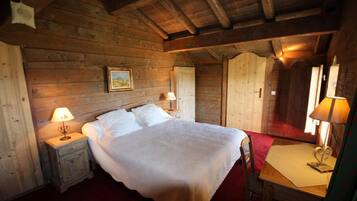 6 bedrooms, WiFi, bed sheets