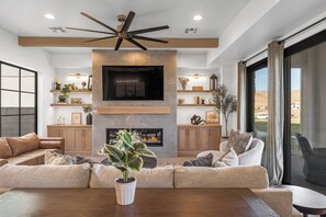TV, fireplace, video games, table tennis
