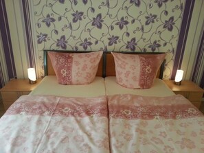 2 bedrooms, iron/ironing board, WiFi, bed sheets - 2 Bedroom Apartment in Bad Marienberg (Westerwald) (Bad Marienberg (Westerwald))