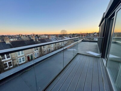 Diamond Penthouse in Cambridge