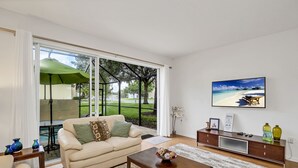 Exterior - Mickeys Townhouse Private Screened Splash Pool (Kissimmee)