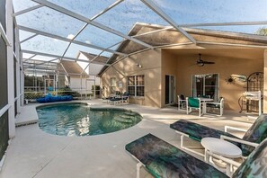 Exterior - Beautiful Pool Home by Disney World (Kissimmee)