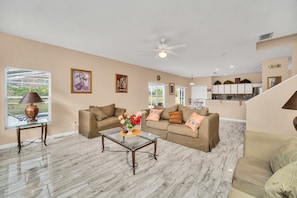 Exterior - Great Rooms for Kids, Luxury Layout and Foosball! (Davenport)