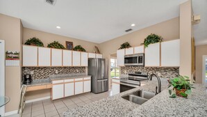 Exterior - Great Rooms for Kids, Luxury Layout and Foosball! (Davenport)
