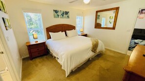 Exterior - Remodeled 3 Bed Pool Home With Lake Views (Davenport)
