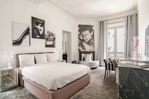 2 bedrooms, iron/ironing board, WiFi, bed sheets - Le Loft Triangle D'or Paris 8 Champs Elysées - Montaigne (Paris)