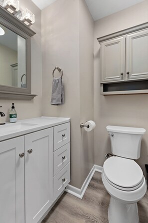 Handtücher, Seife, Toilettenpapier