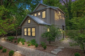 Exterior - The Fern - 2BR, Hot Tub, Fire Pit, Walk to Beach (Union Pier)