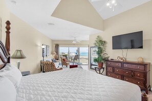 3 bedrooms, iron/ironing board, free WiFi, bed sheets - 💠Across from Beach-Winter Rates-Multiple Balconies-3BR Beach Pointe 101 (Destin)