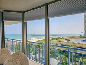 Condo, 2 chambres | Balcon