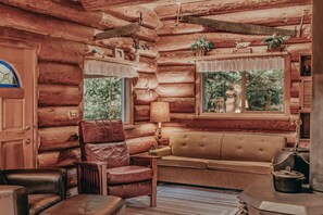 Cabin, 2 Bedrooms | Interior