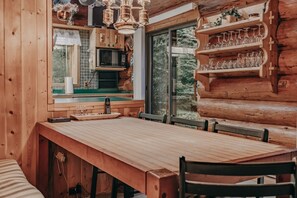 Cabin, 2 Bedrooms | Private kitchen | Fridge, oven, coffee/tea maker, toaster