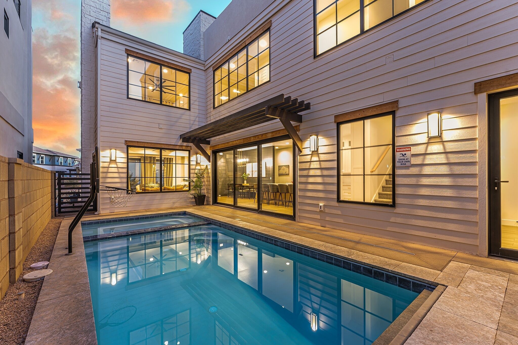 House, Multiple Bedrooms | Pool