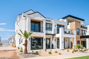 House, Multiple Bedrooms | Exterior
