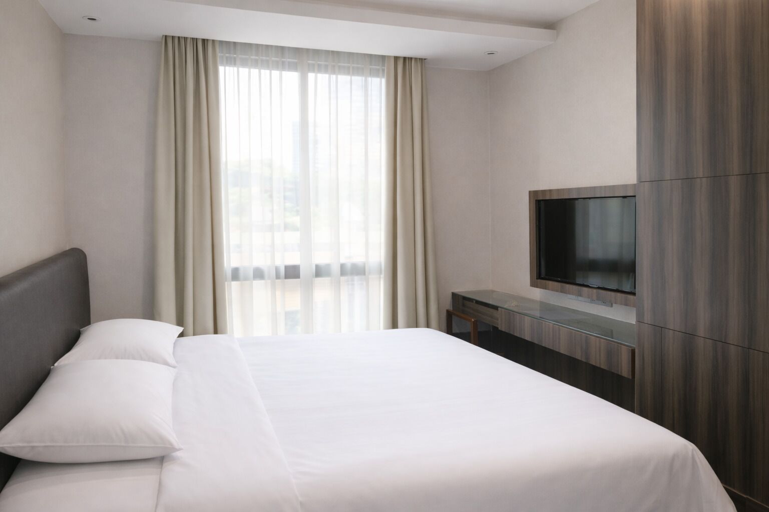 Superior Queen | Minibar, caja fuerte, escritorio y espacio para trabajar con un portátil