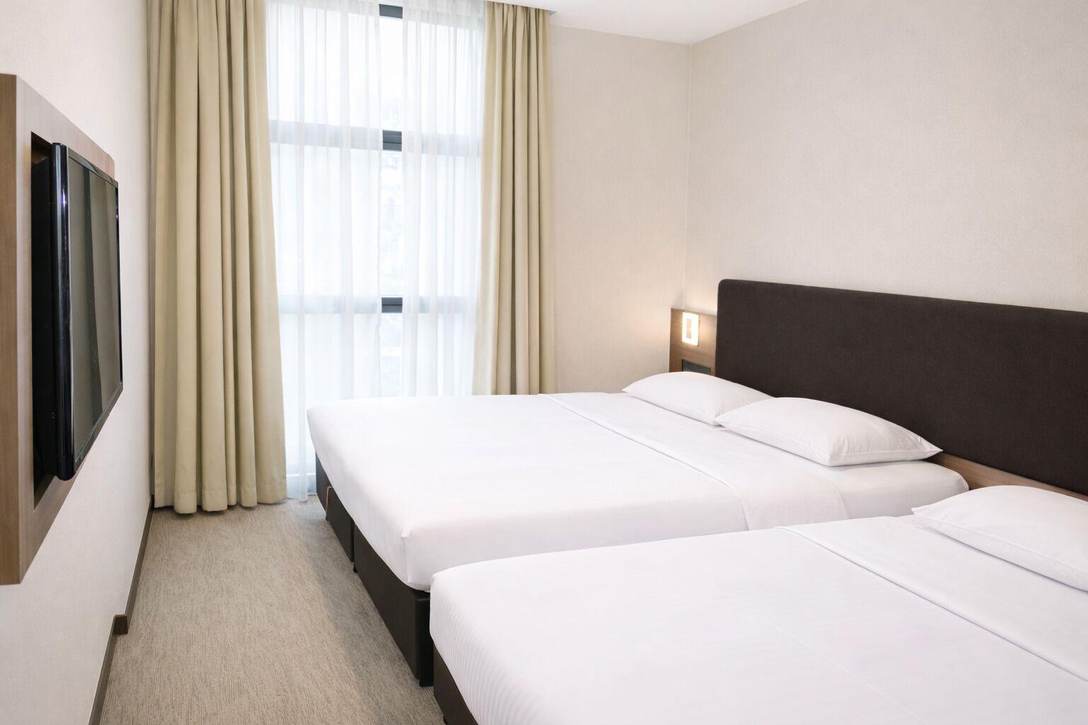 Deluxe Family | Minibar, caja fuerte, escritorio y espacio para trabajar con un portátil