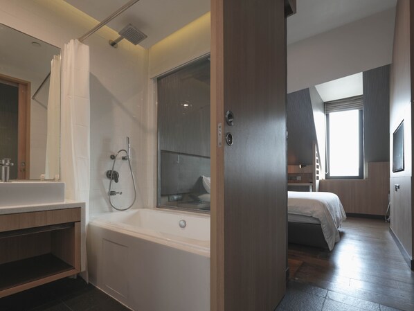 Premier With Bathtub | Bathroom | Hair dryer, slippers, towels - AMRISE HOTEL KITCHENER (Singapore)
