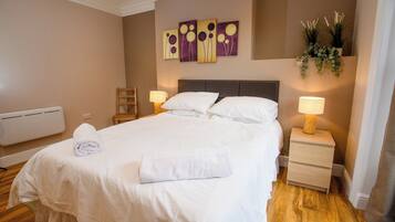 Desk, free WiFi, bed sheets