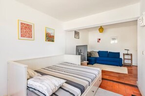 1 bedroom, iron/ironing board, free WiFi, bed sheets