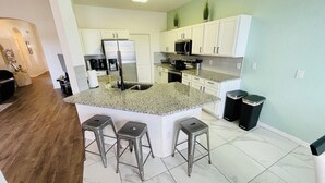 Exterior - Convenient to Restaurants, Pool, Golf Views (Davenport)