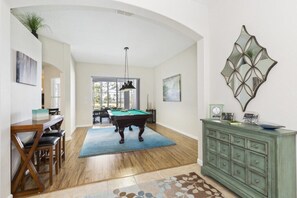 Exterior - Luxury 5 Bed Pool Home - Golf Course Views 521 (Davenport)