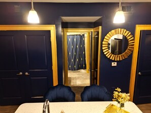 Interior - Live Like ROYALTY in Buckhead This unique place has a style all of its own. (Atlanta)