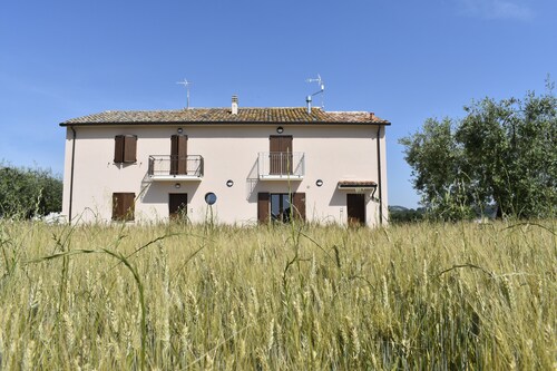 Apartment in the Countryside, in quiet area with outdoor garden