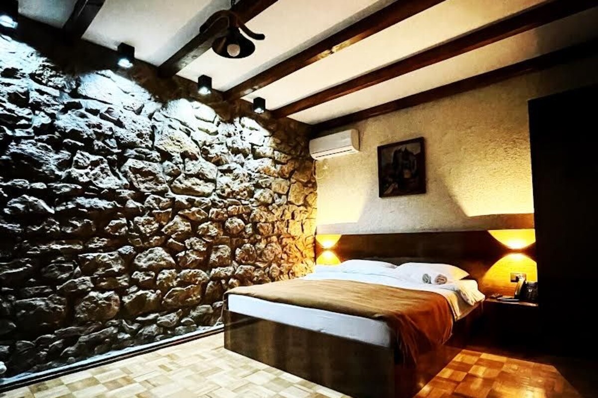 Standard Double Room, Garden View (101)