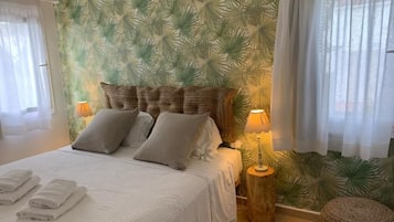 Appartement | 2 chambres, coffres-forts dans les chambres, rideaux occultants