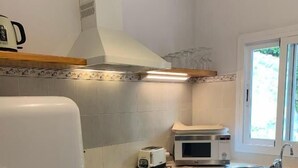 Apartment | Private kitchen - Es Cuco Apartments  (Ferreries)