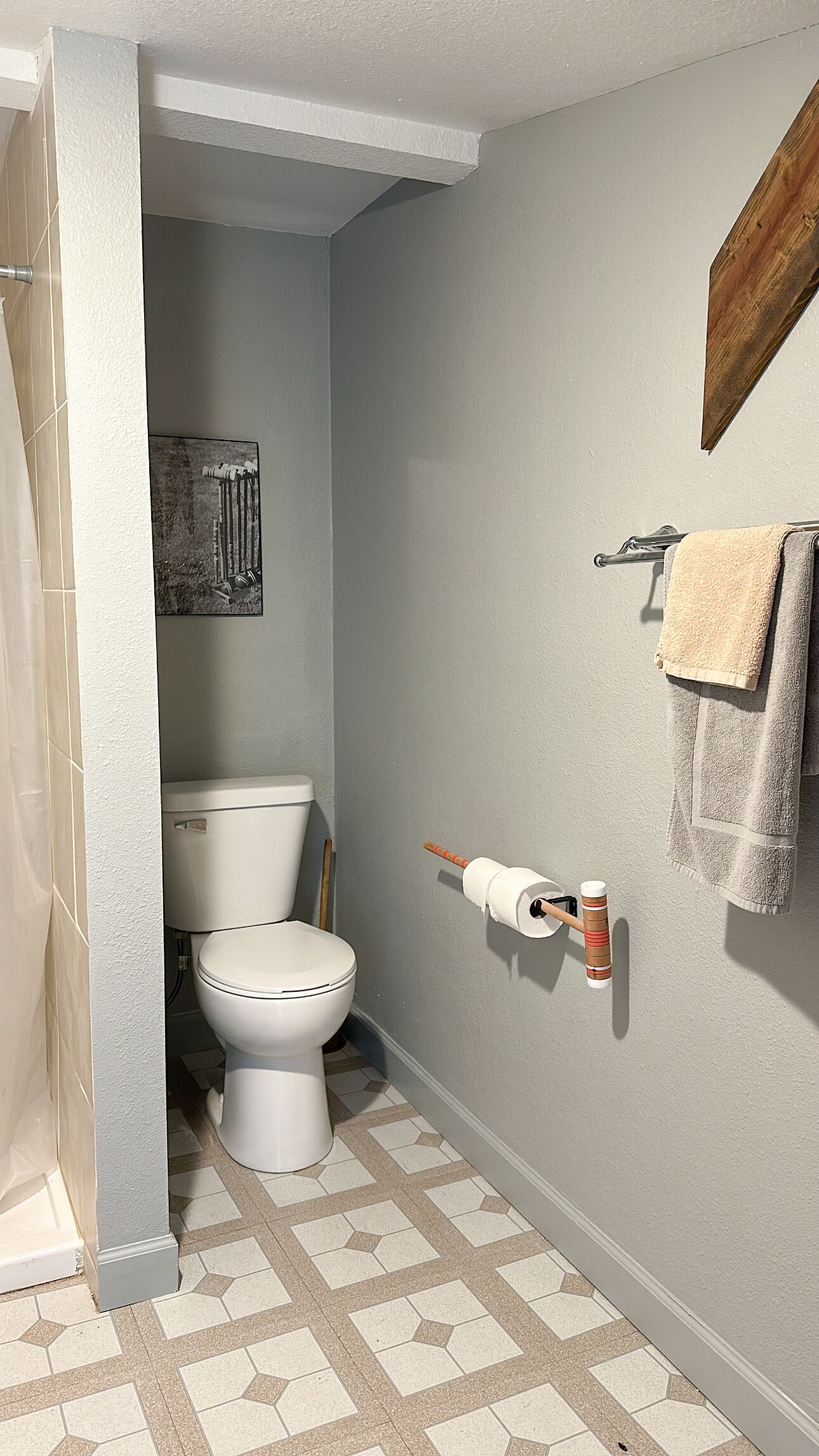 Dusche, Handtücher, Toilettenpapier