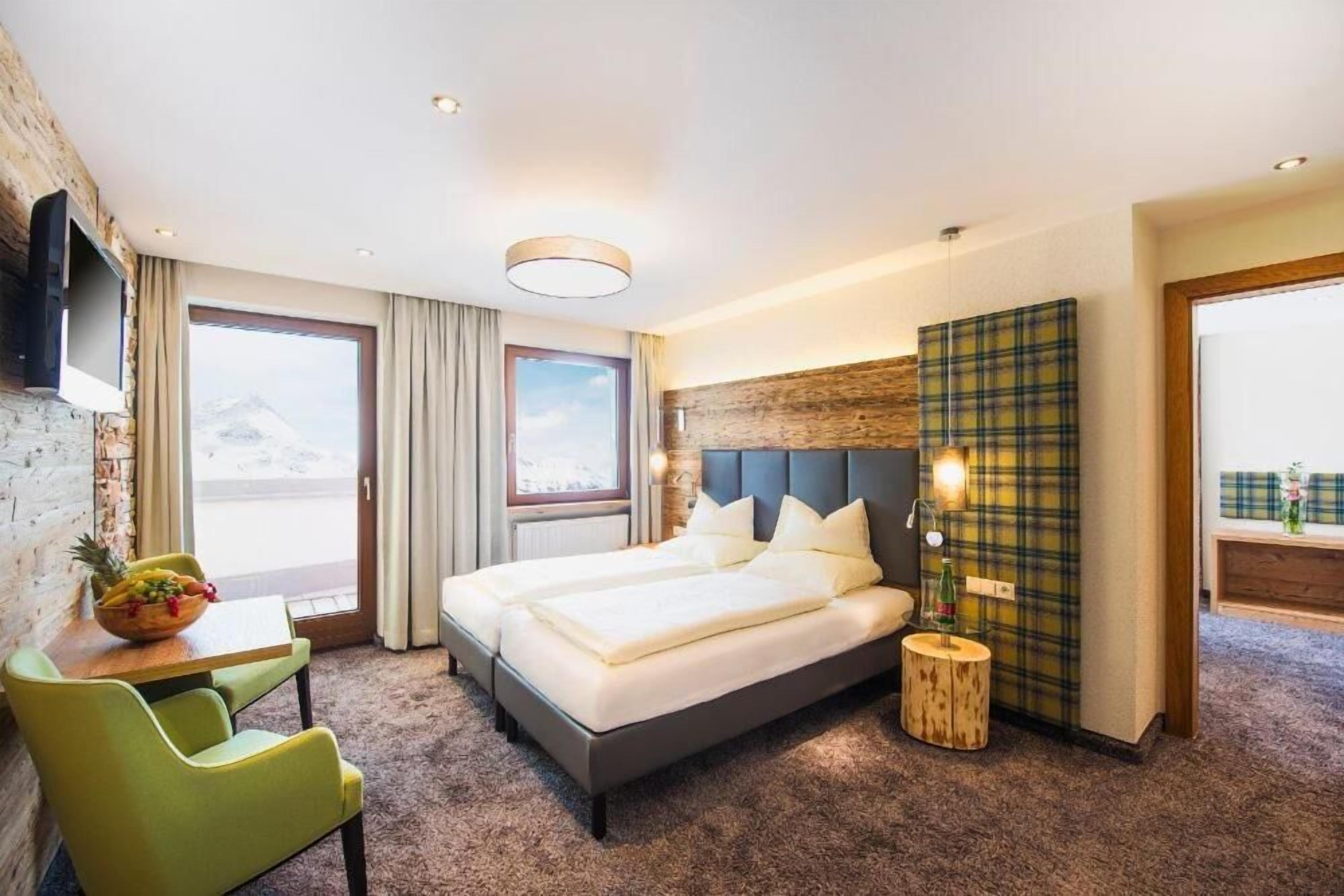 Apartemen Deluks | Brankas, Wi-Fi gratis, dan seprai linen