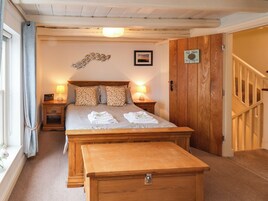 2 habitaciones, decoración personalizada y muebles diferentes 