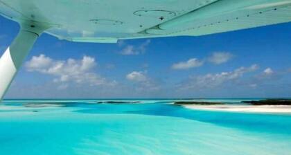 SeaScape-Luxury Penthouse Suite