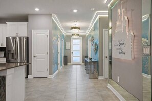 Interior - TOP 5 STAR LUXURY POOL VILLA @ Storey Lake mins to Disney (Kissimmee)