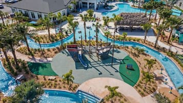 Indendørs pool, opvarmet pool