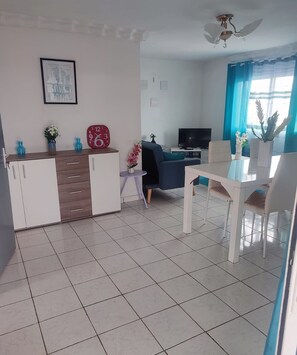 Interior entrance - Villa Saphira (Antananarivo)