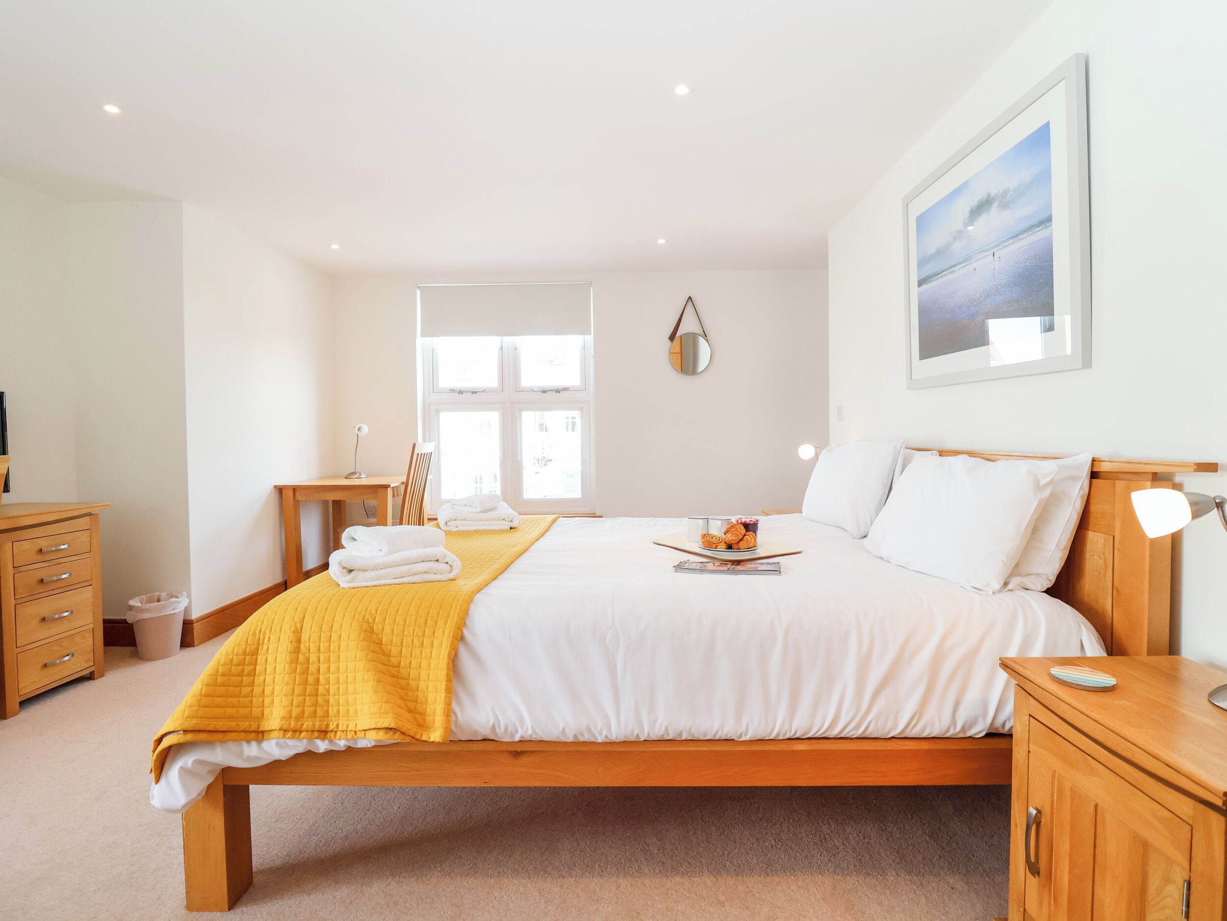 4 bedrooms, individually decorated, individually furnished, free WiFi