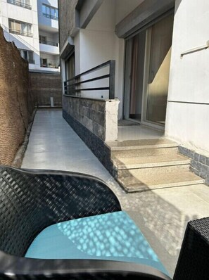 Property grounds - Modern 1 BR App - pool - Mirage residence compound
 (New Cairo city)