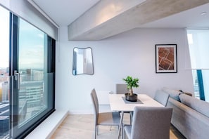 Dining - 2 Bedroom Apartment (Manchester)