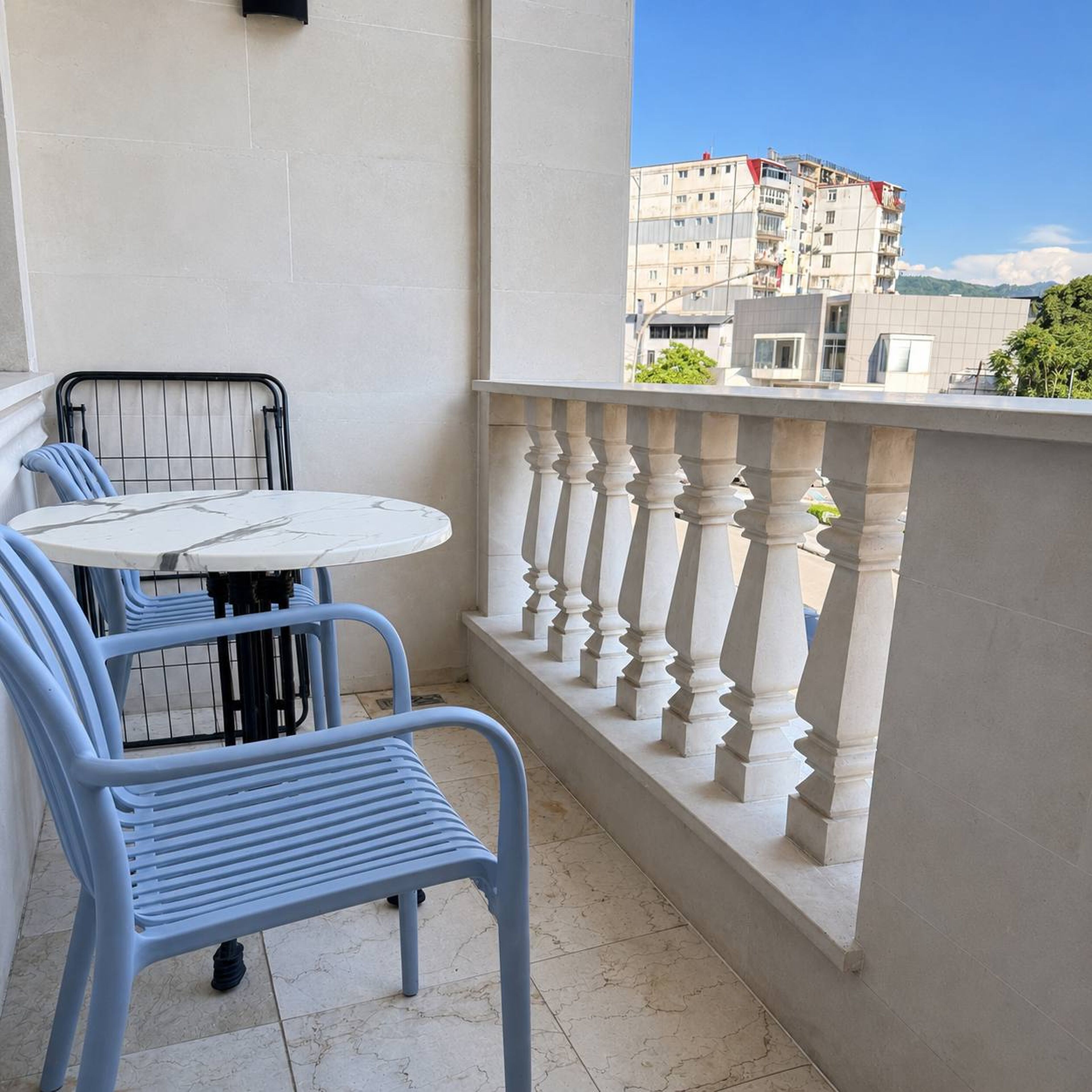 Junior Apartment | Balcony