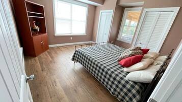 4 chambres, fer et planche Ă repasser, lit parapluie, Wi-Fi gratuit