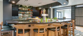 โรงแรม Cambria สปอคาน สนามบิน