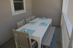 Outdoor Dining Area