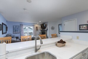 Interior - Okemo Mountain Lodge Condo - Great for families with easy access to Okemo clocktower base area! (Ludlow)