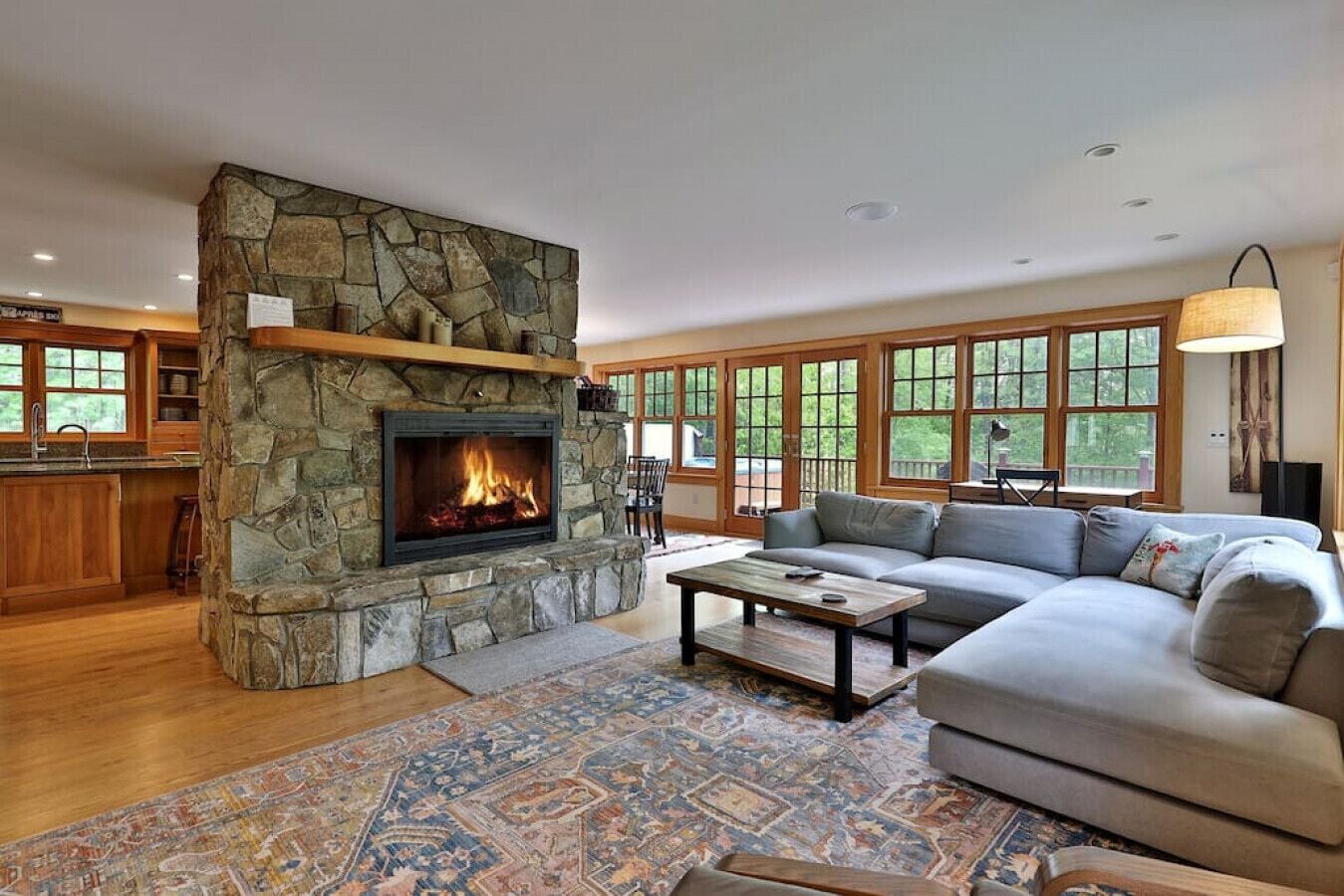 TV, fireplace, stereo